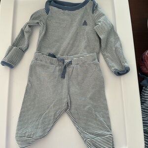Baby gap outfit